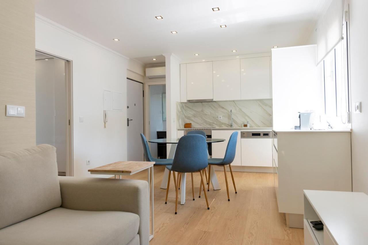 The Modern 1385 Apartment Batalha Eksteriør bilde